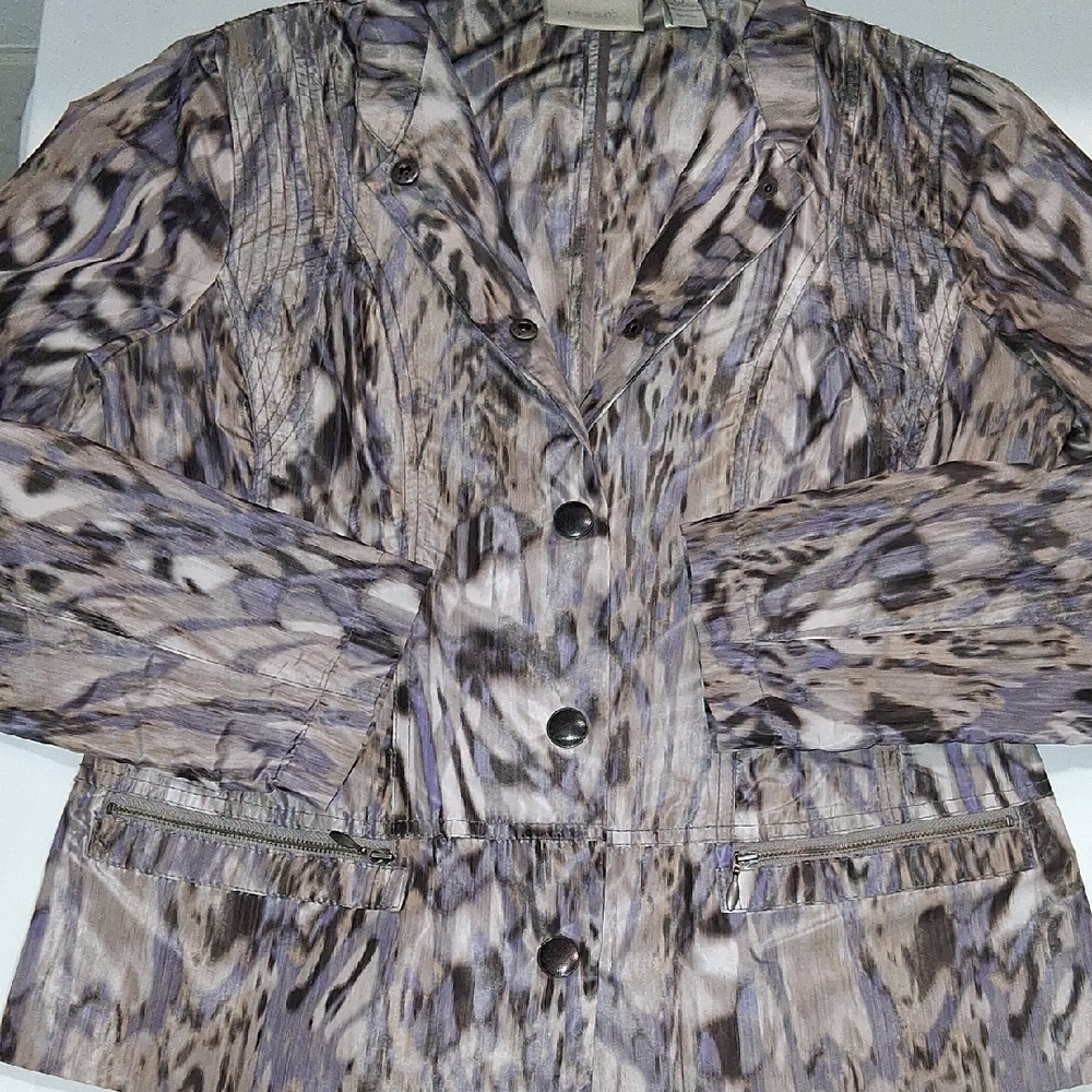 Chico's Abstract Pattern Lightweight Jacket - Picture 4 of 8